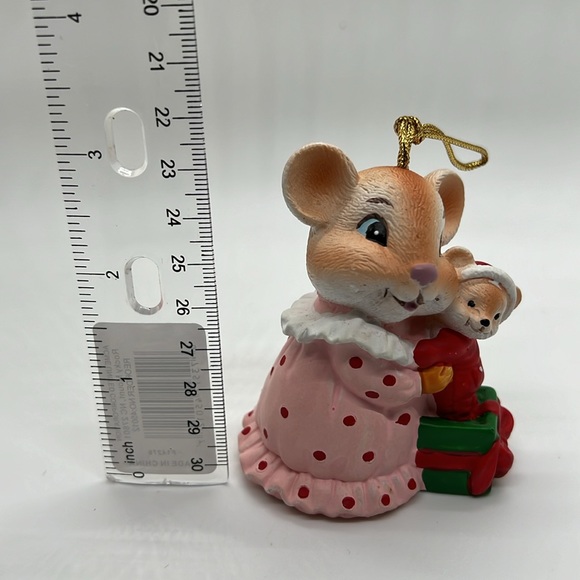 Vintage Mommy Mouse and Baby Mouse Bedtime Musical Christmas Ornament - Picture 8 of 8